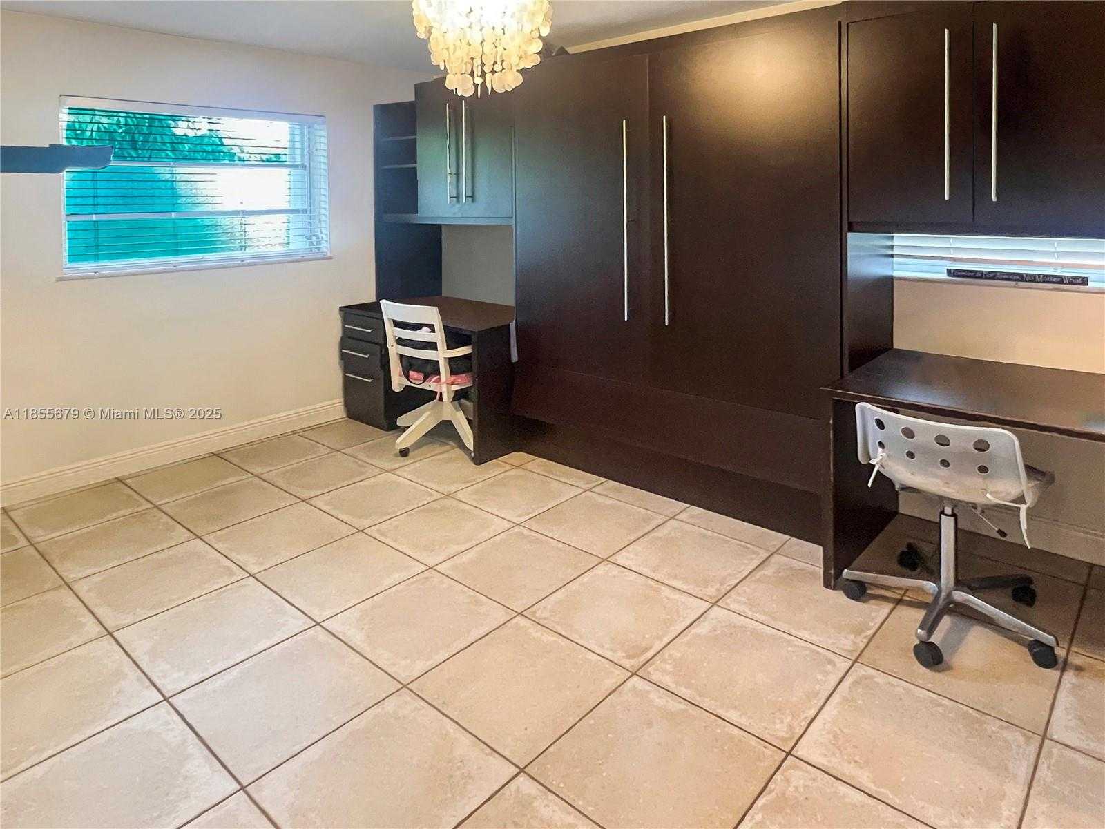 Small Image of 4611 SOUTH WEST 82ND CT, Miami Number 29