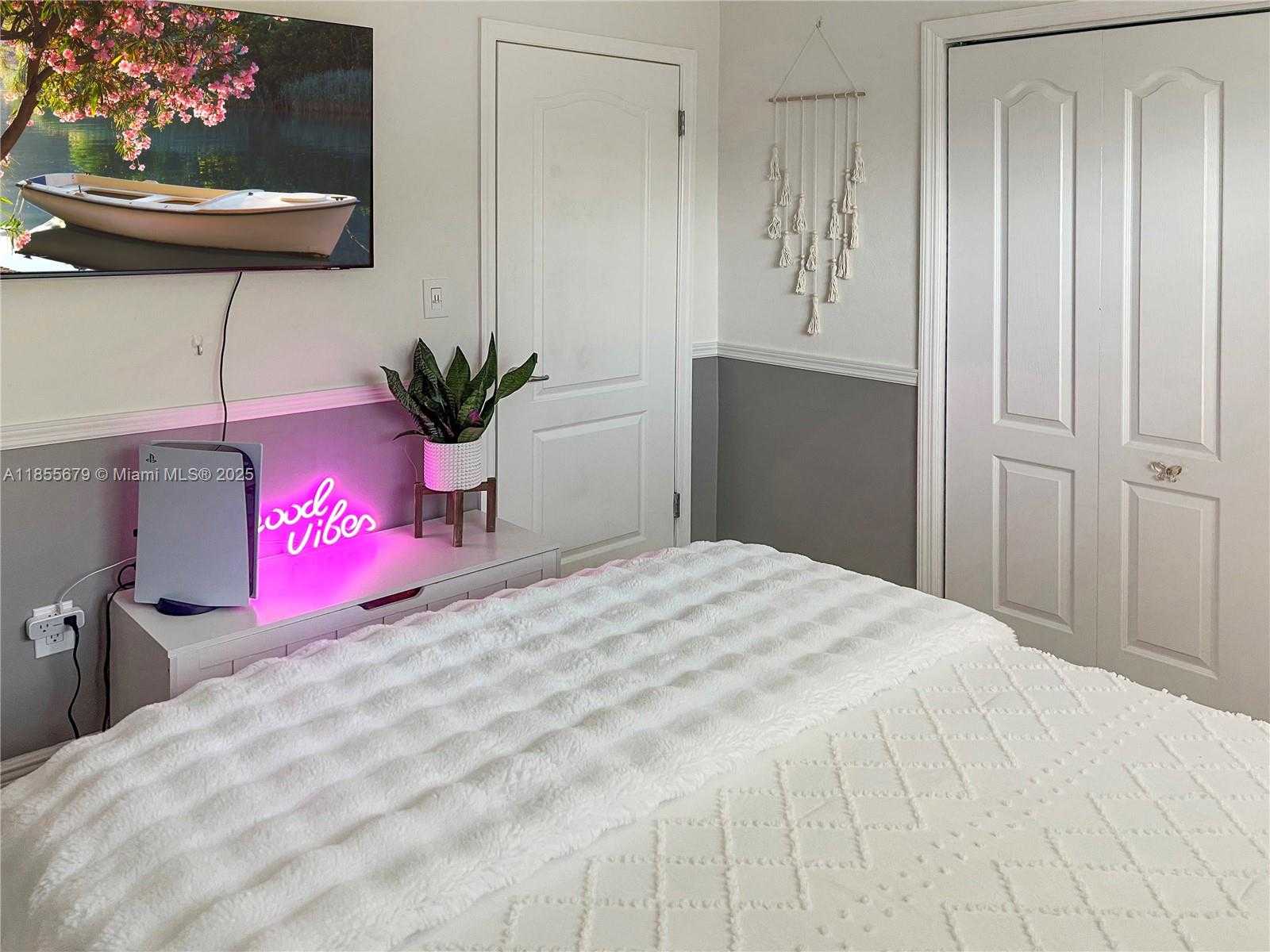 Small Image of 4611 SOUTH WEST 82ND CT, Miami Number 38