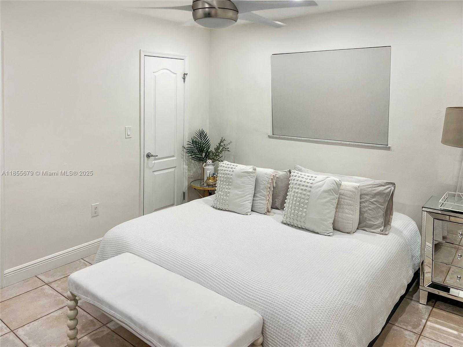 Small Image of 4611 SOUTH WEST 82ND CT, Miami Number 42