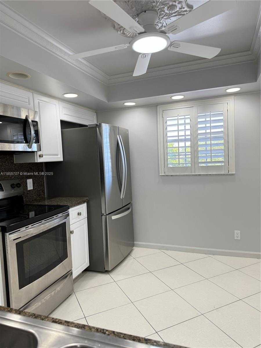 Small Image of 250 John F Kennedy Dr, Atlantis, FL 33462, USA Number 19