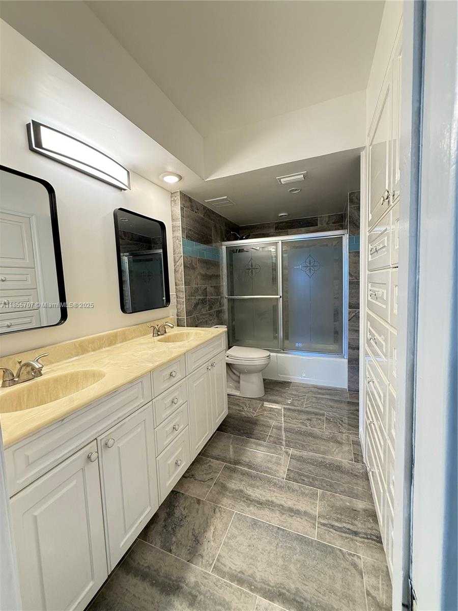 Small Image of 250 John F Kennedy Dr, Atlantis, FL 33462, USA Number 24