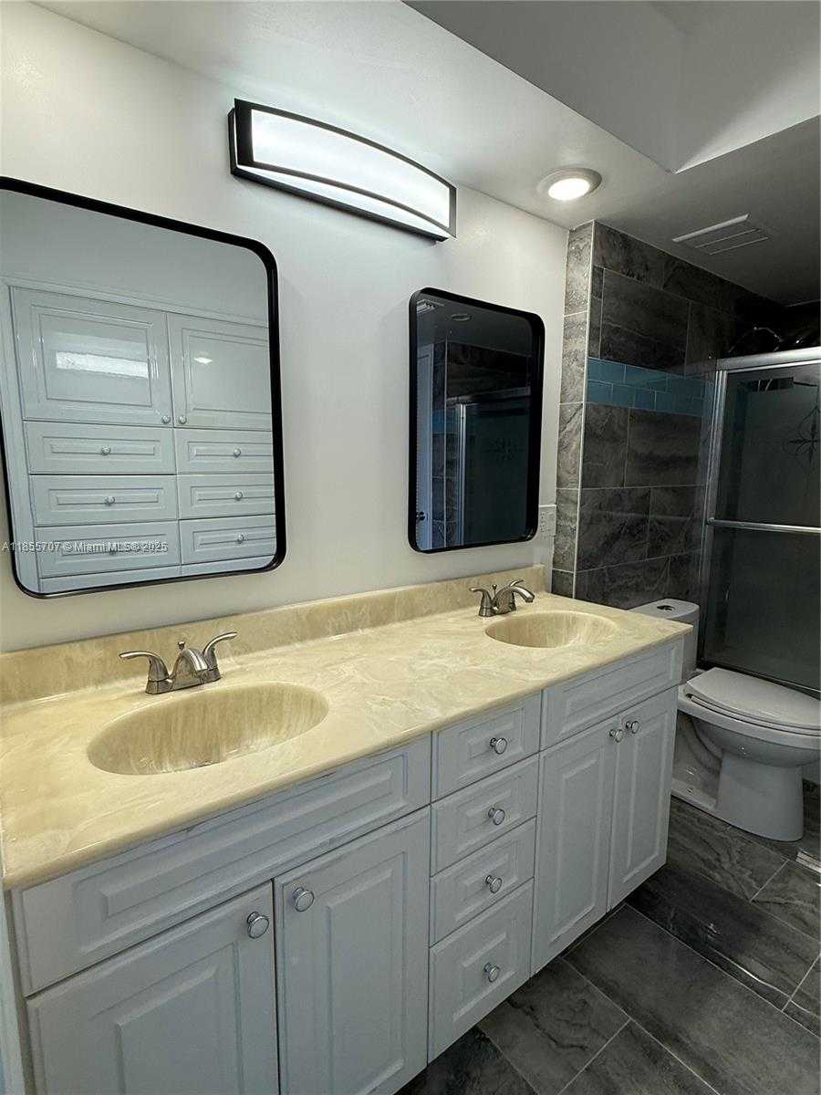 Small Image of 250 John F Kennedy Dr, Atlantis, FL 33462, USA Number 28