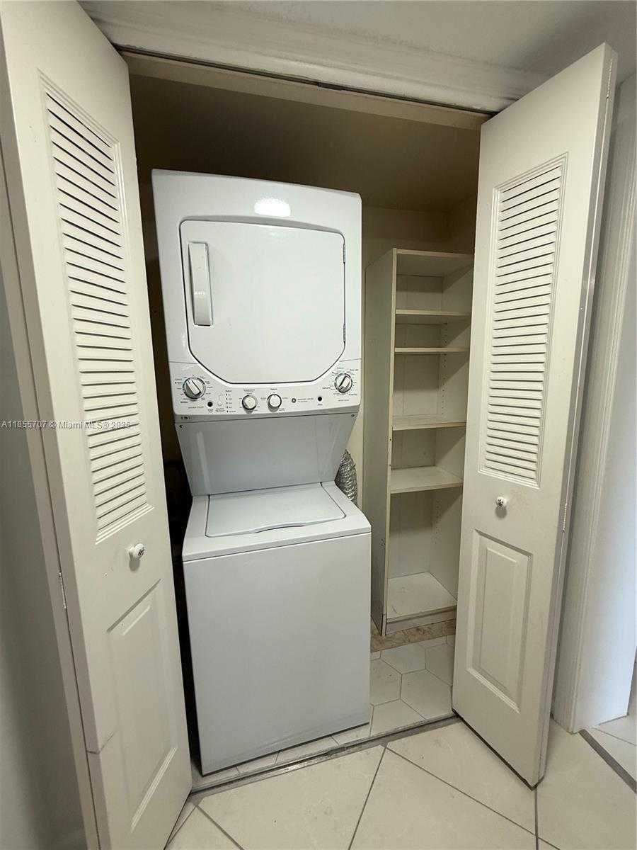 Small Image of 250 John F Kennedy Dr, Atlantis, FL 33462, USA Number 35