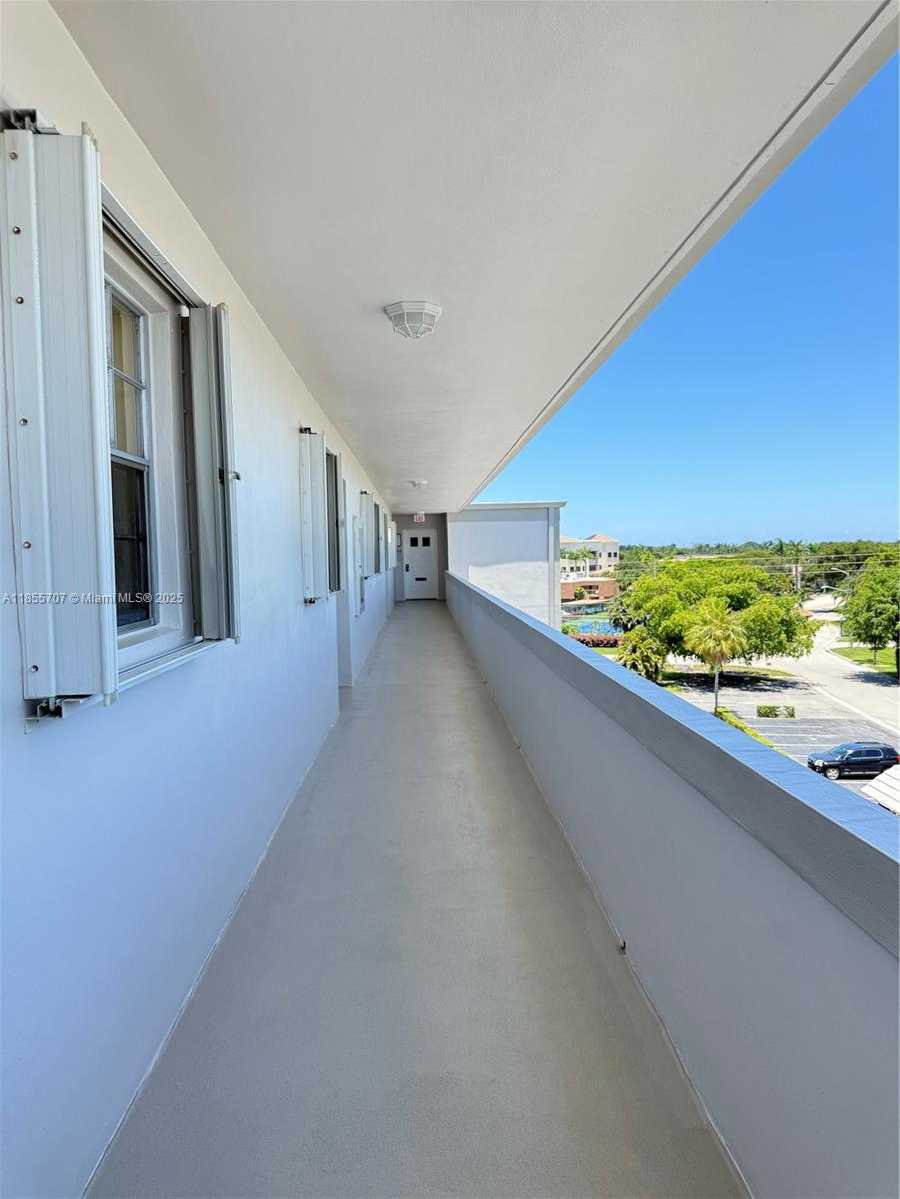 Small Image of 250 John F Kennedy Dr, Atlantis, FL 33462, USA Number 44