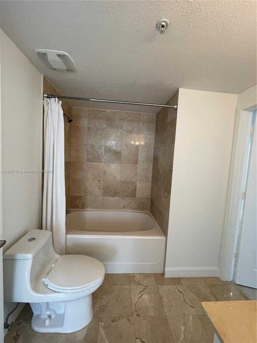 Small Image of 170 SOUTH EAST 14TH ST #1904, Miami Number 17