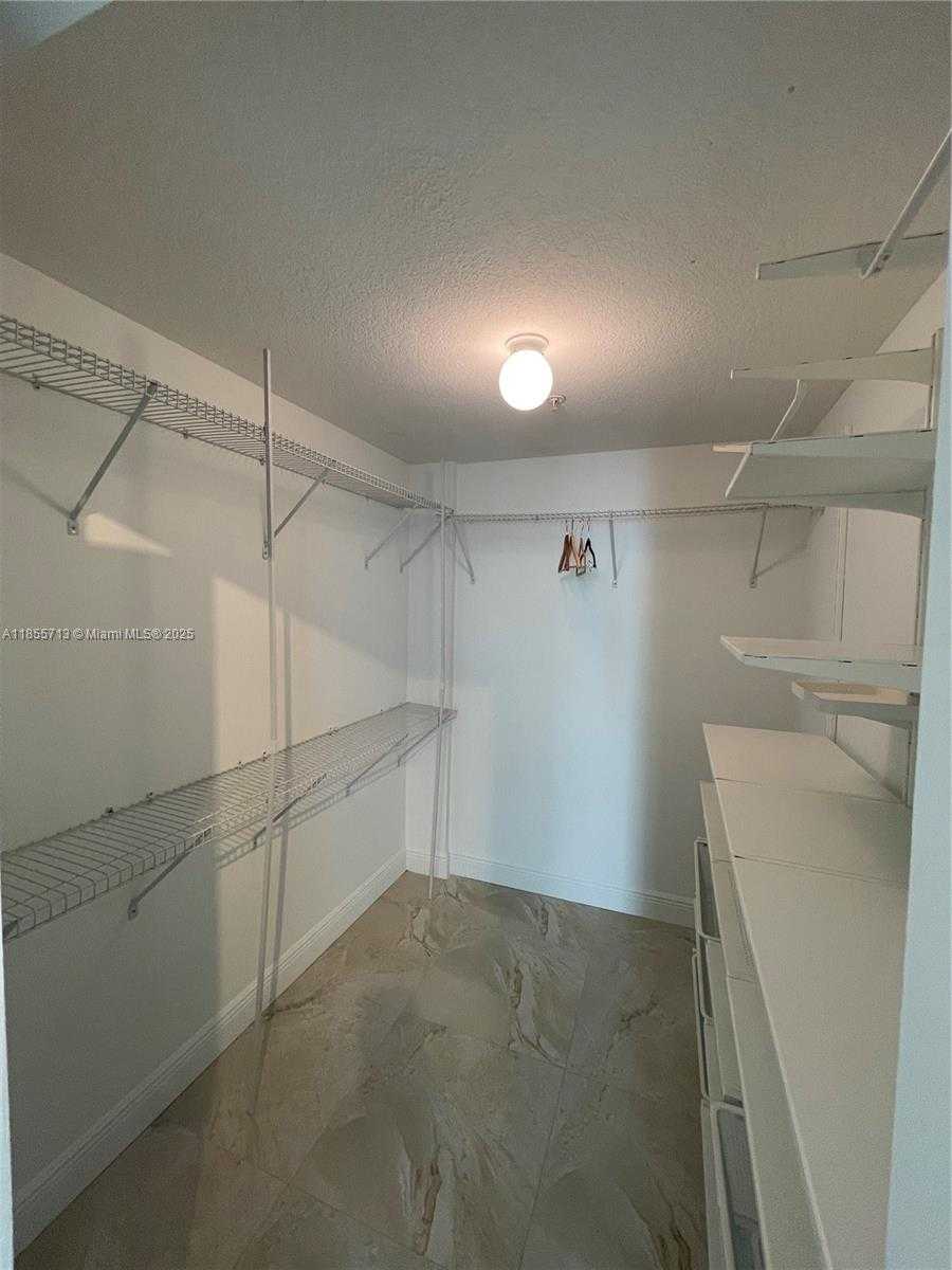 Small Image of 170 SOUTH EAST 14TH ST #1904, Miami Number 30