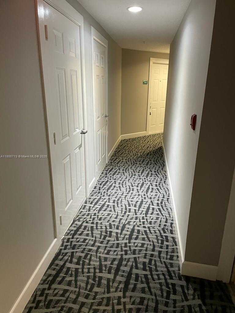 Small Image of 170 SOUTH EAST 14TH ST #1904, Miami Number 6