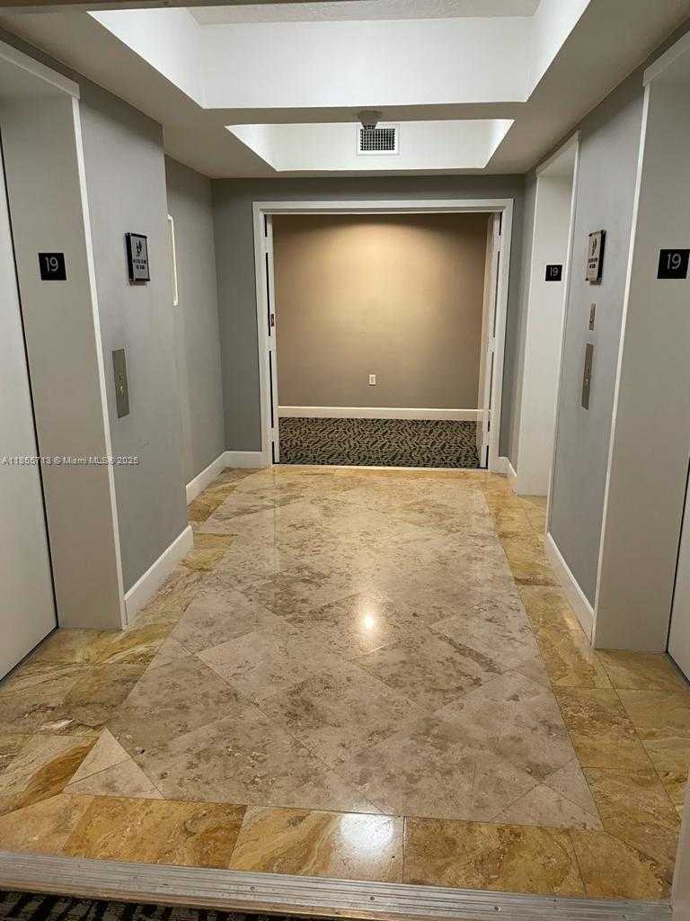 Small Image of 170 SOUTH EAST 14TH ST #1904, Miami Number 7