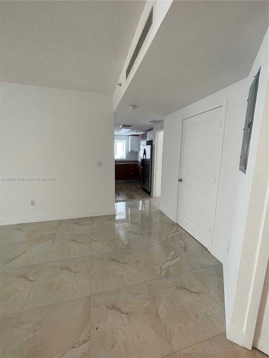 Small Image of 170 SOUTH EAST 14TH ST #1904, Miami Number 9