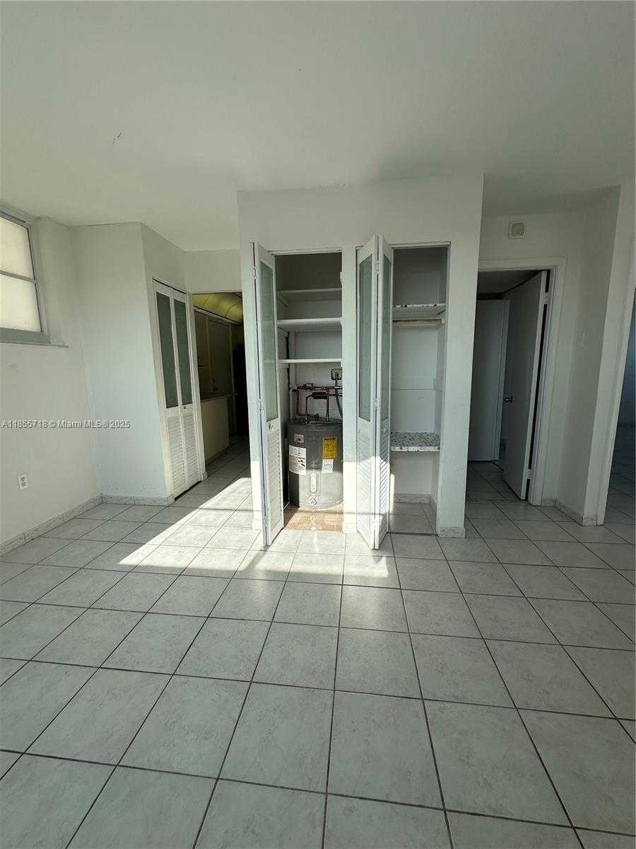 Small Image of 1750 JAMES AVE #10A, Miami Beach Number 15