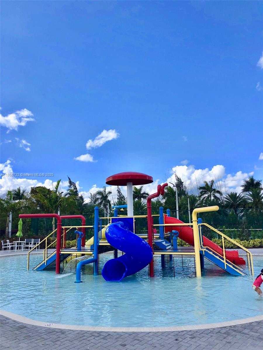 Small Image of 7924 NORTH WEST 105TH AVE #7924, Doral Number 26