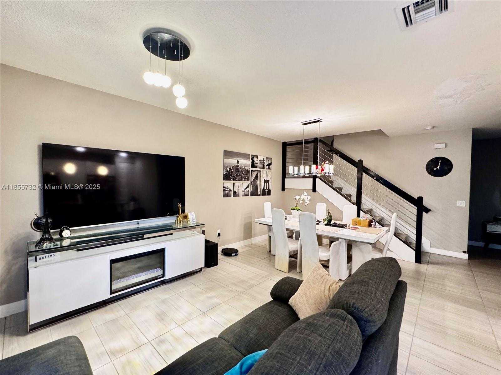 Small Image of 7924 NORTH WEST 105TH AVE #7924, Doral Number 7
