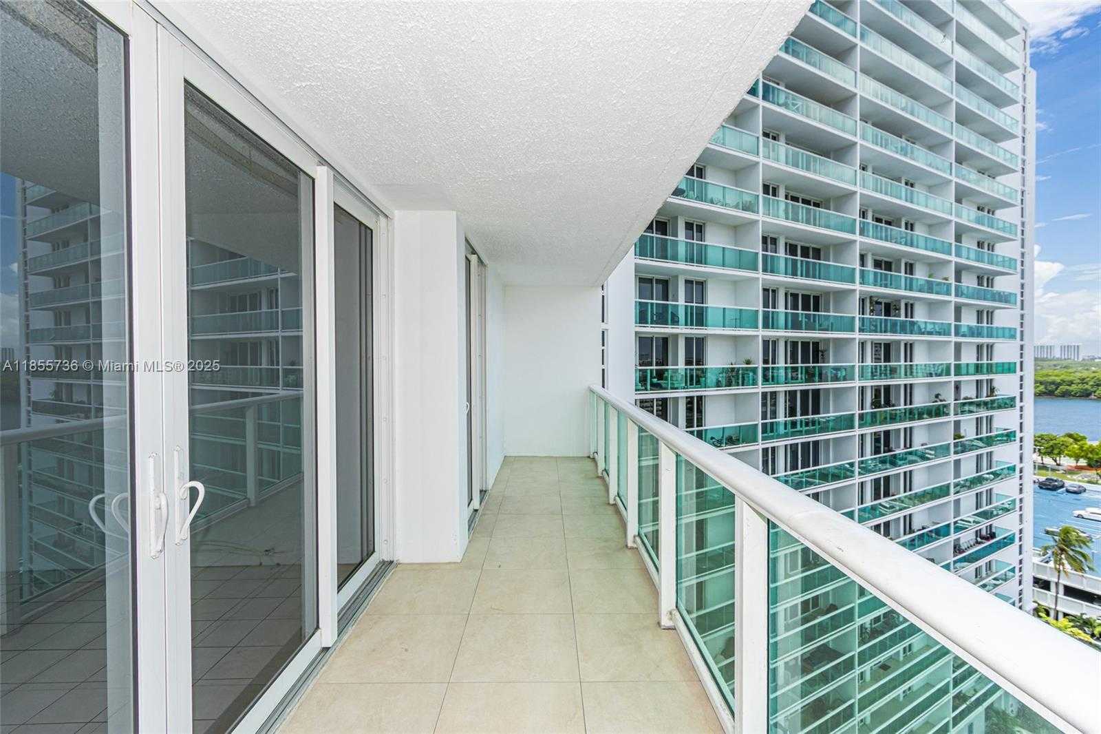 Small Image of 100 BAYVIEW DR #1102, Sunny Isles Beach Number 37