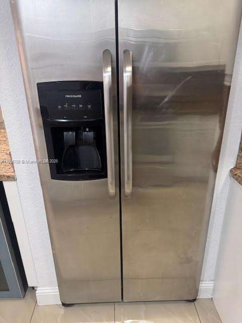 Small Image of 8820 FONTAINEBLEAU BLVD #104, Miami Number 4