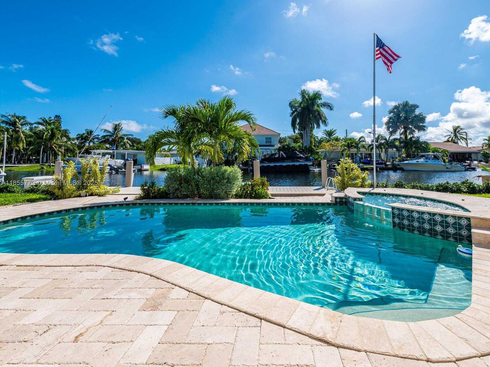 Small Image of 2118 NORTH EAST 15TH ST, Fort Lauderdale Number 3
