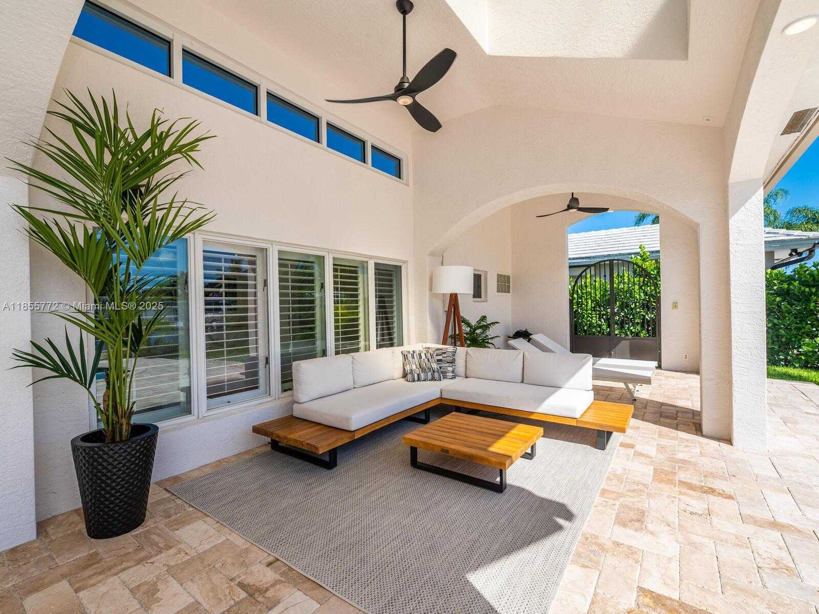 Small Image of 2118 NORTH EAST 15TH ST, Fort Lauderdale Number 36
