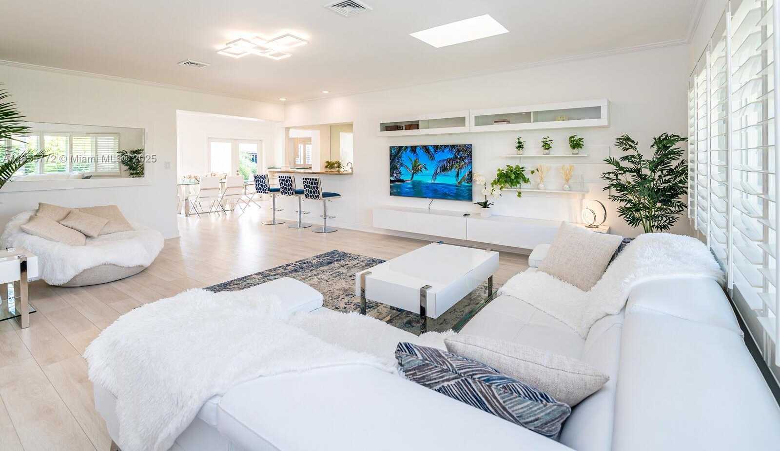 Small Image of 2118 NORTH EAST 15TH ST, Fort Lauderdale Number 9