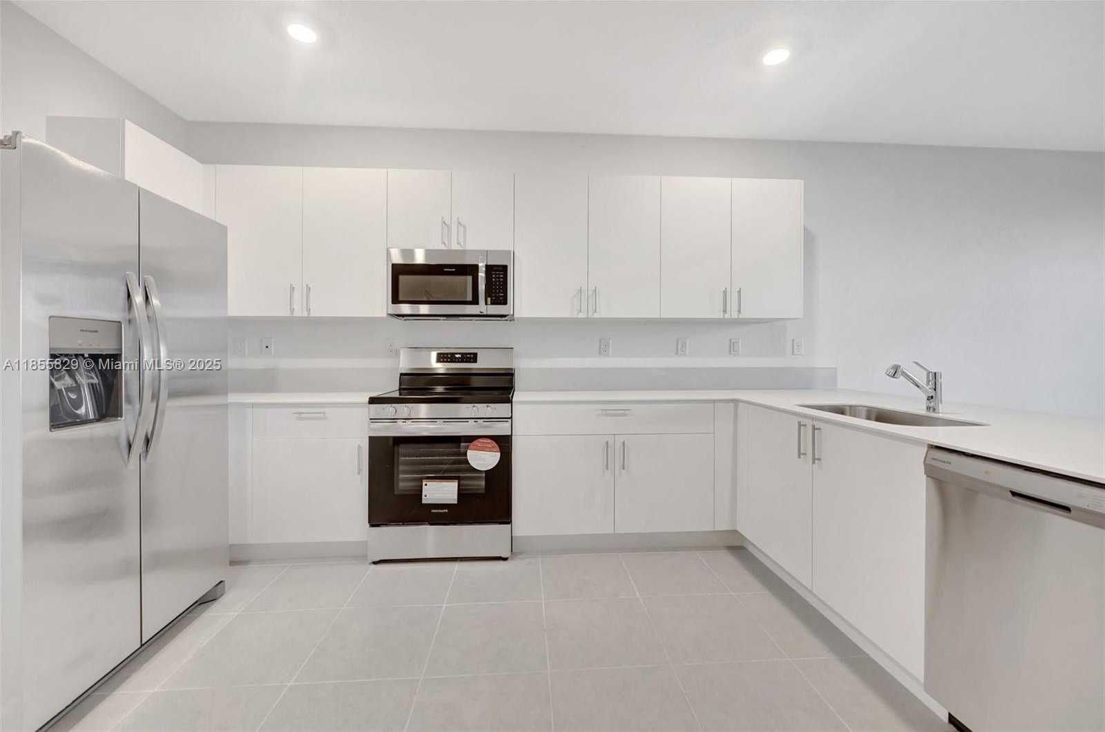 Small Image of 2813 SOUTH EAST 25TH AVE #2813, Homestead Number 11