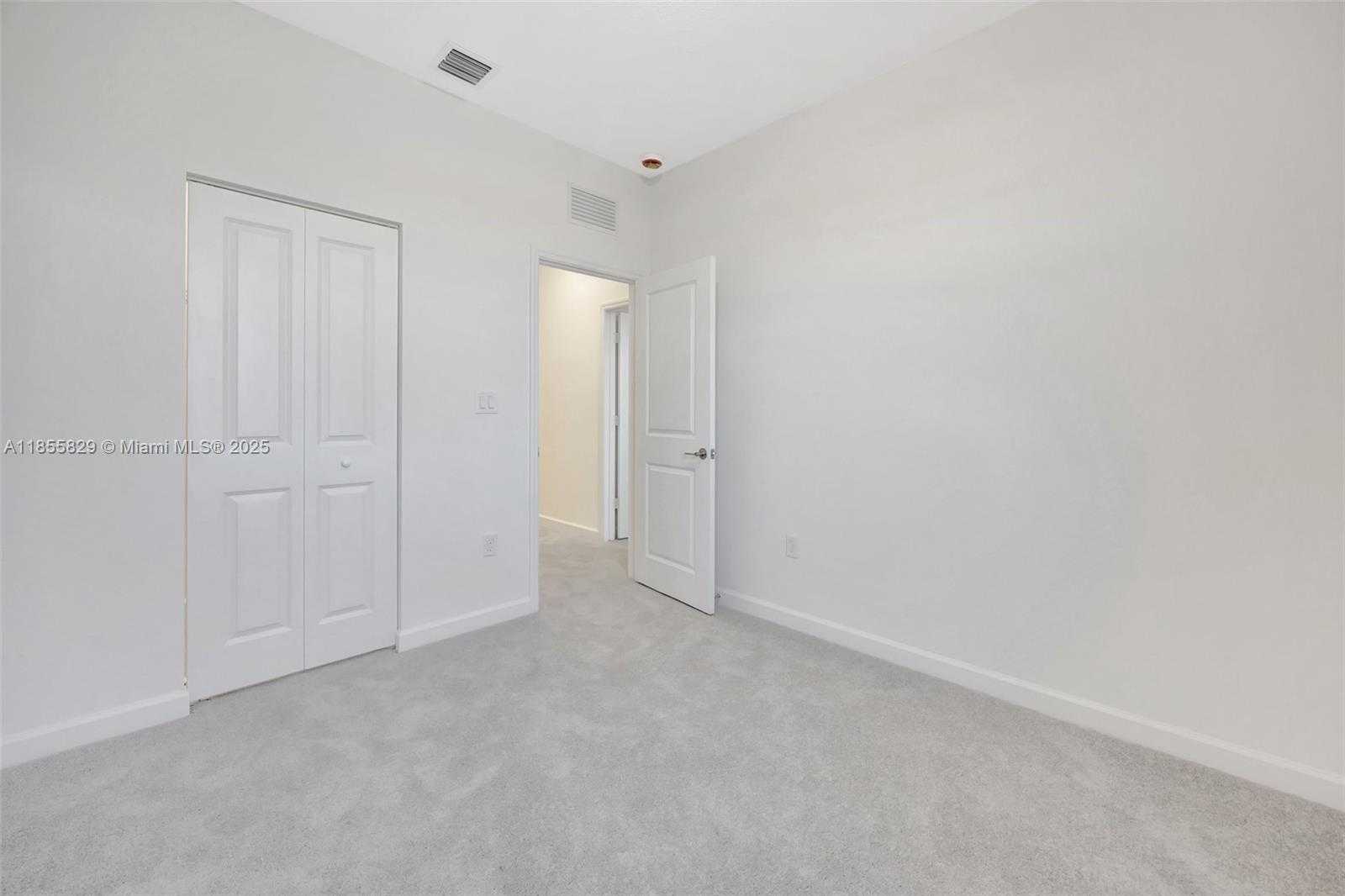 Small Image of 2813 SOUTH EAST 25TH AVE #2813, Homestead Number 24