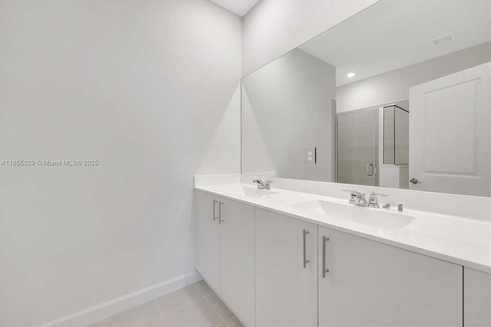 Small Image of 2813 SOUTH EAST 25TH AVE #2813, Homestead Number 29
