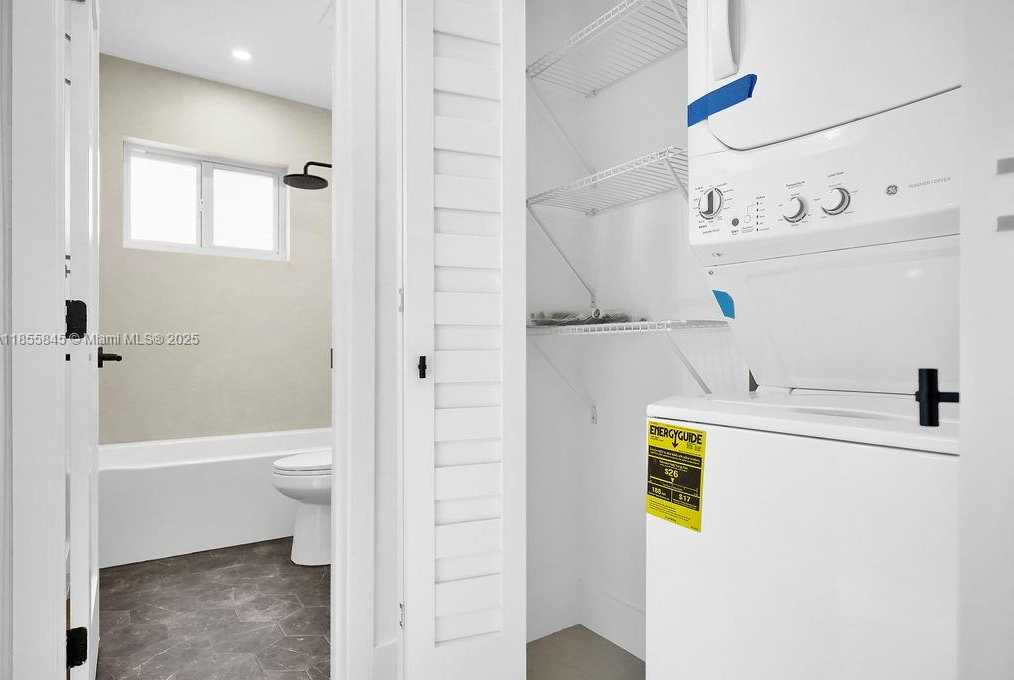 Small Image of 10767 NORTH EAST 2ND AVE #1, Miami Number 11