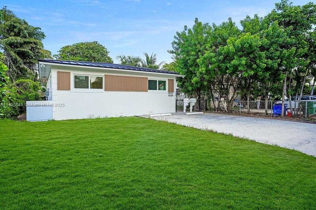 Small Image of 10767 NORTH EAST 2ND AVE #1, Miami Number 14