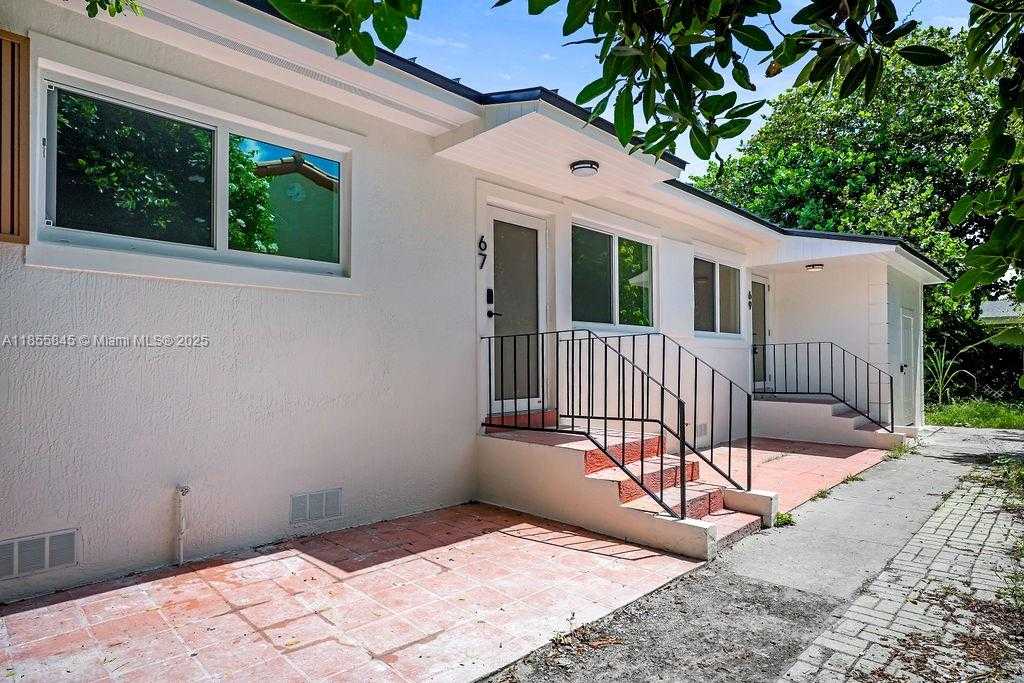 Small Image of 10767 NORTH EAST 2ND AVE #1, Miami Number 15