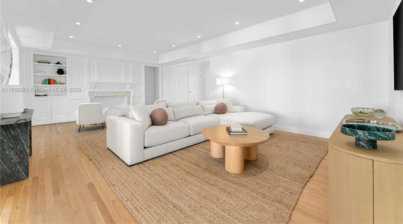 Small Image of 6675 ROXBURY LN, Miami Beach Number 19