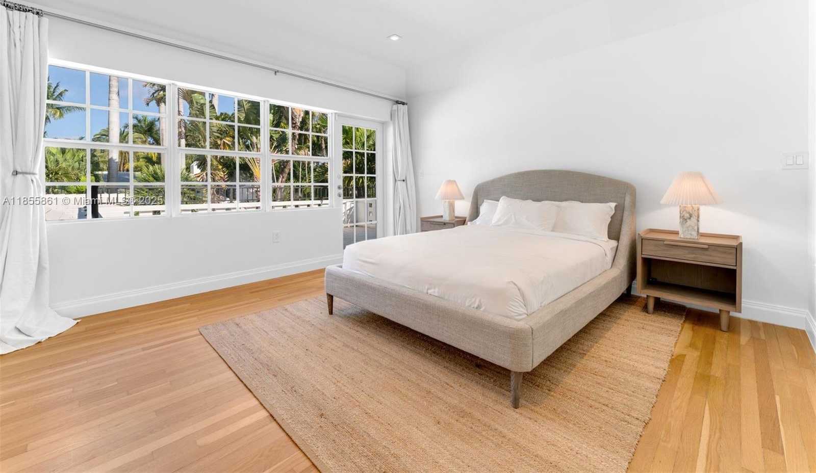 Small Image of 6675 ROXBURY LN, Miami Beach Number 24