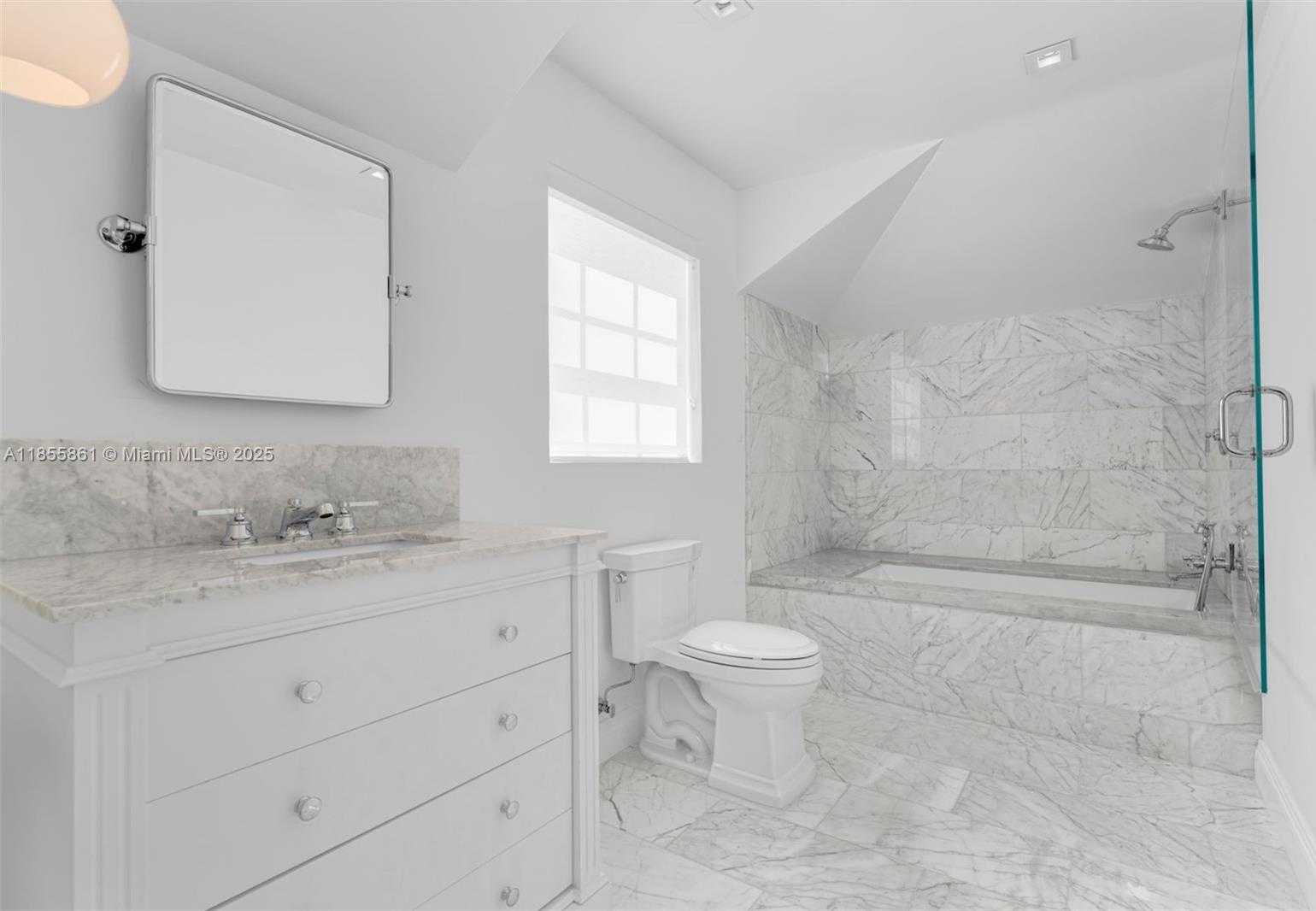 Small Image of 6675 ROXBURY LN, Miami Beach Number 9