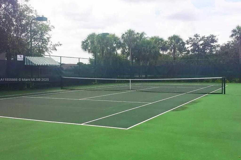 Small Image of 1110 NORTH WEST 171ST TER, Pembroke Pines Number 29