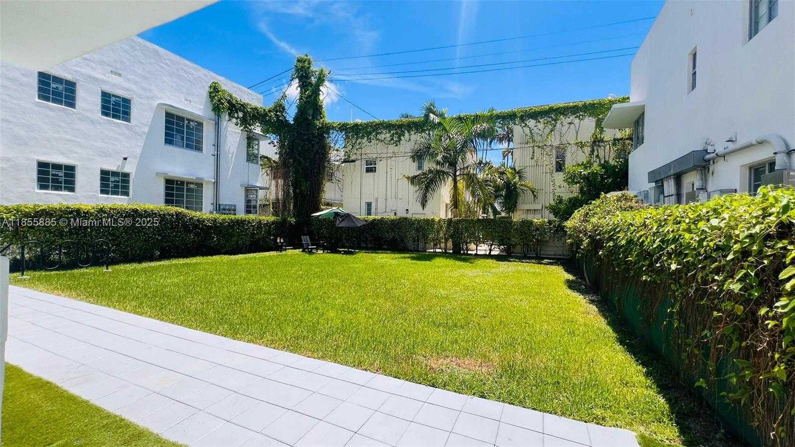 Small Image of 1523 EUCLID AVE #3, Miami Beach Number 2