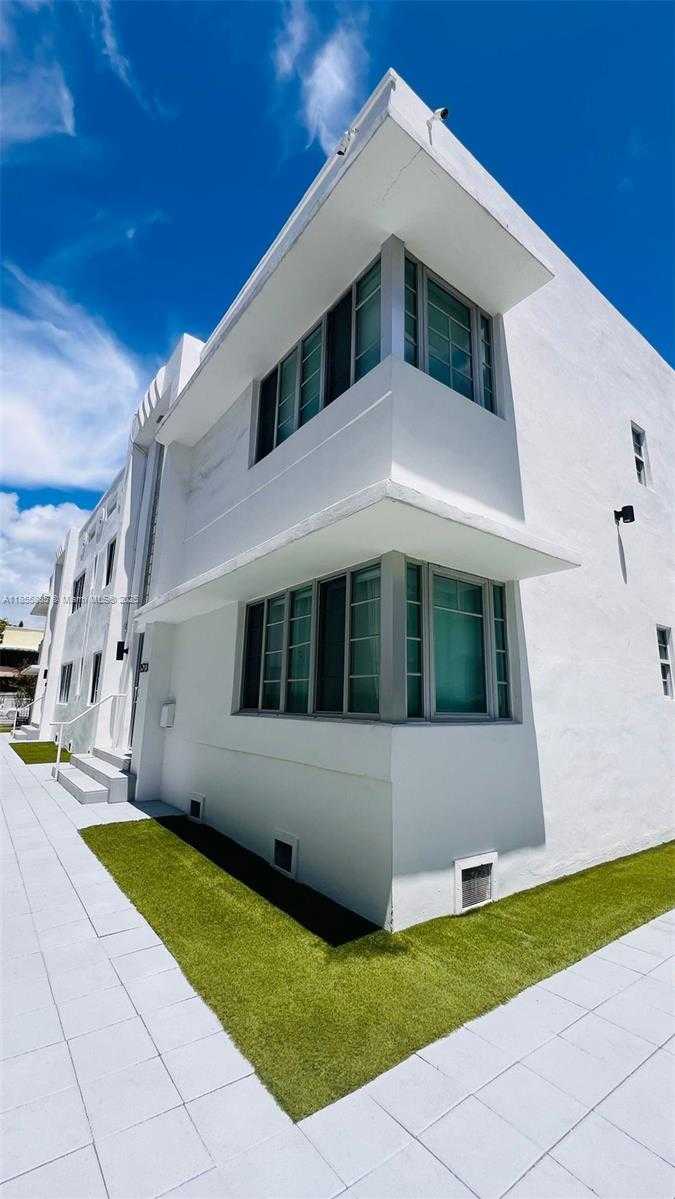 Small Image of 1523 EUCLID AVE #3, Miami Beach Number 3