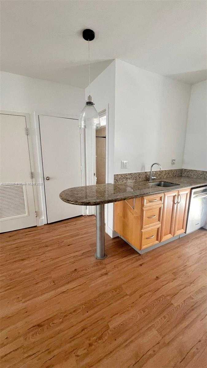 Small Image of 1523 EUCLID AVE #3, Miami Beach Number 8