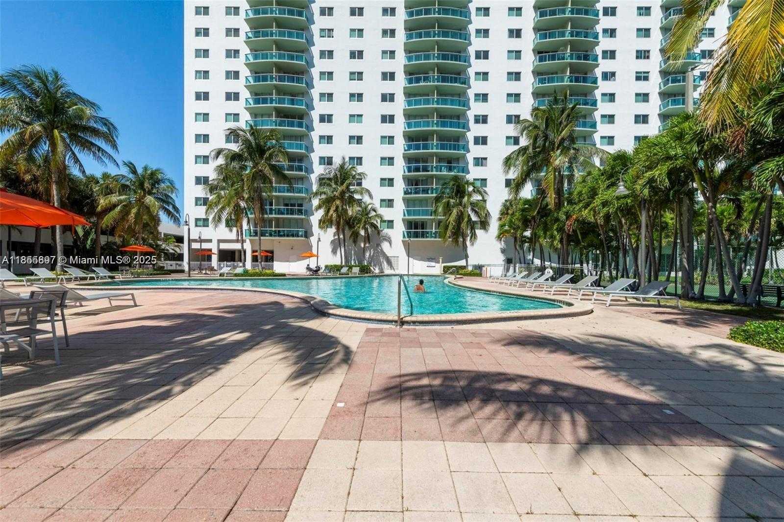 Small Image of 19380 COLLINS AVE #322, Sunny Isles Beach Number 2
