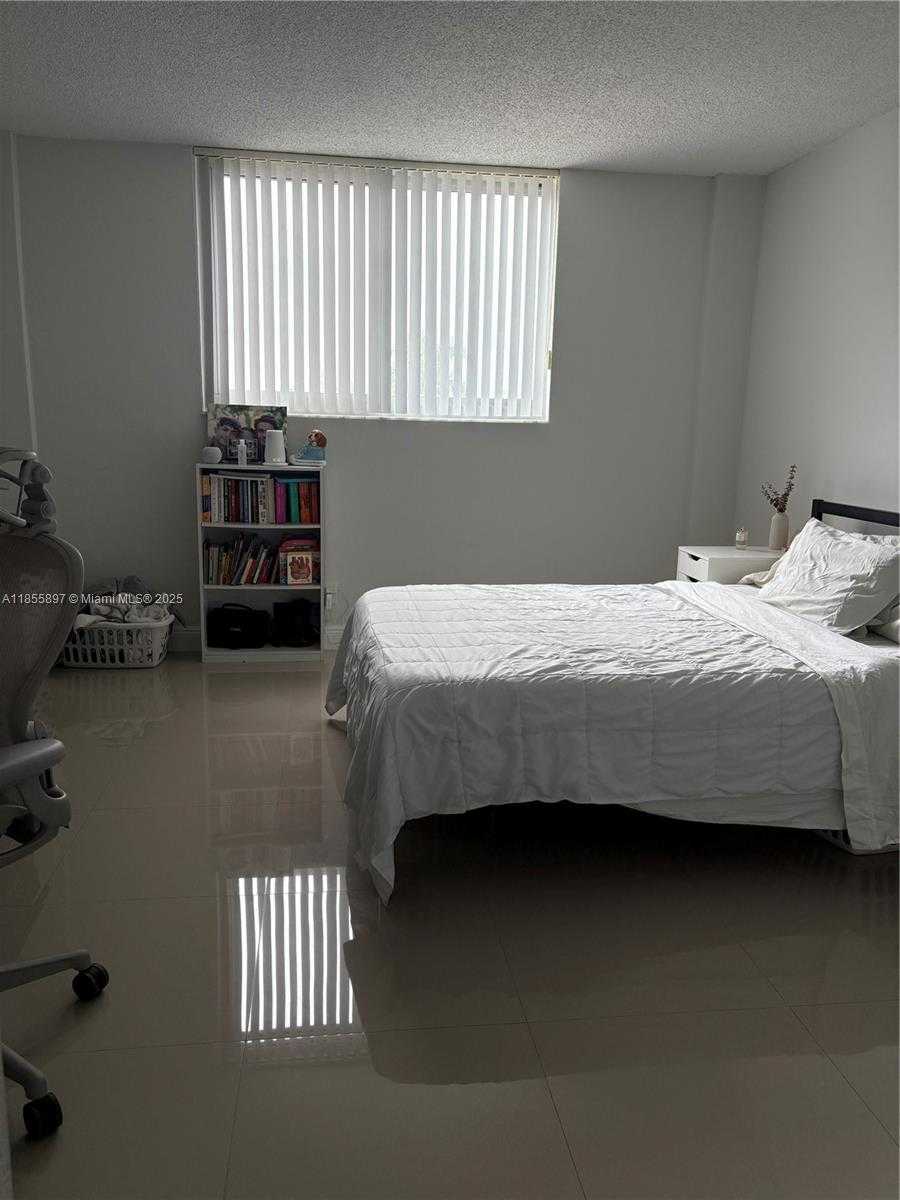 Small Image of 19380 COLLINS AVE #322, Sunny Isles Beach Number 21