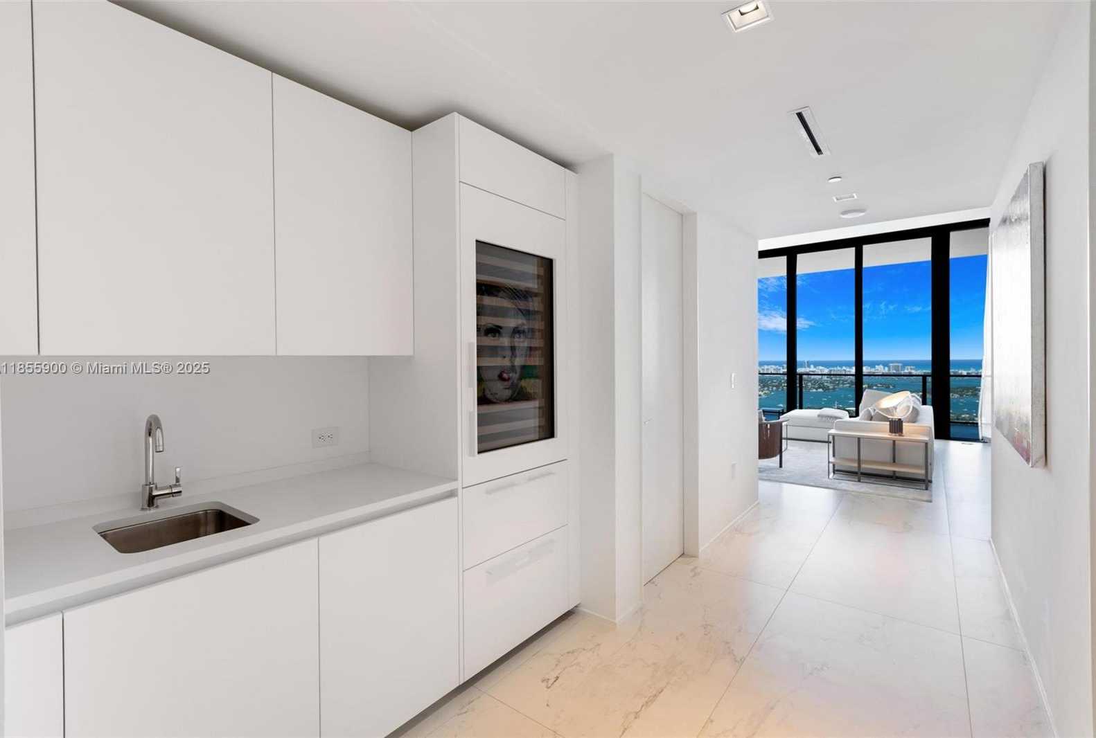 Small Image of 1000 BISCAYNE BLVD #4901, Miami Number 24