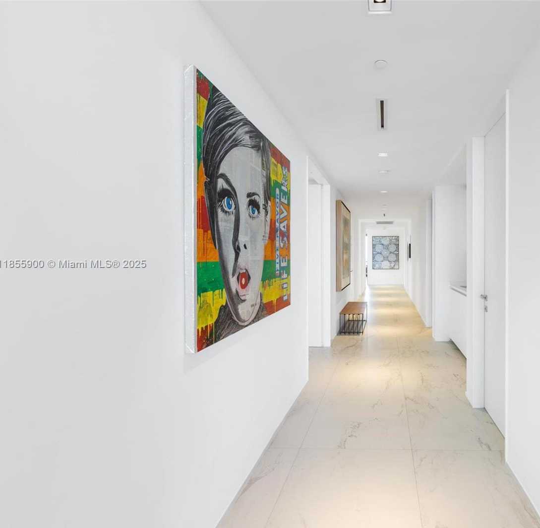 Small Image of 1000 BISCAYNE BLVD #4901, Miami Number 25