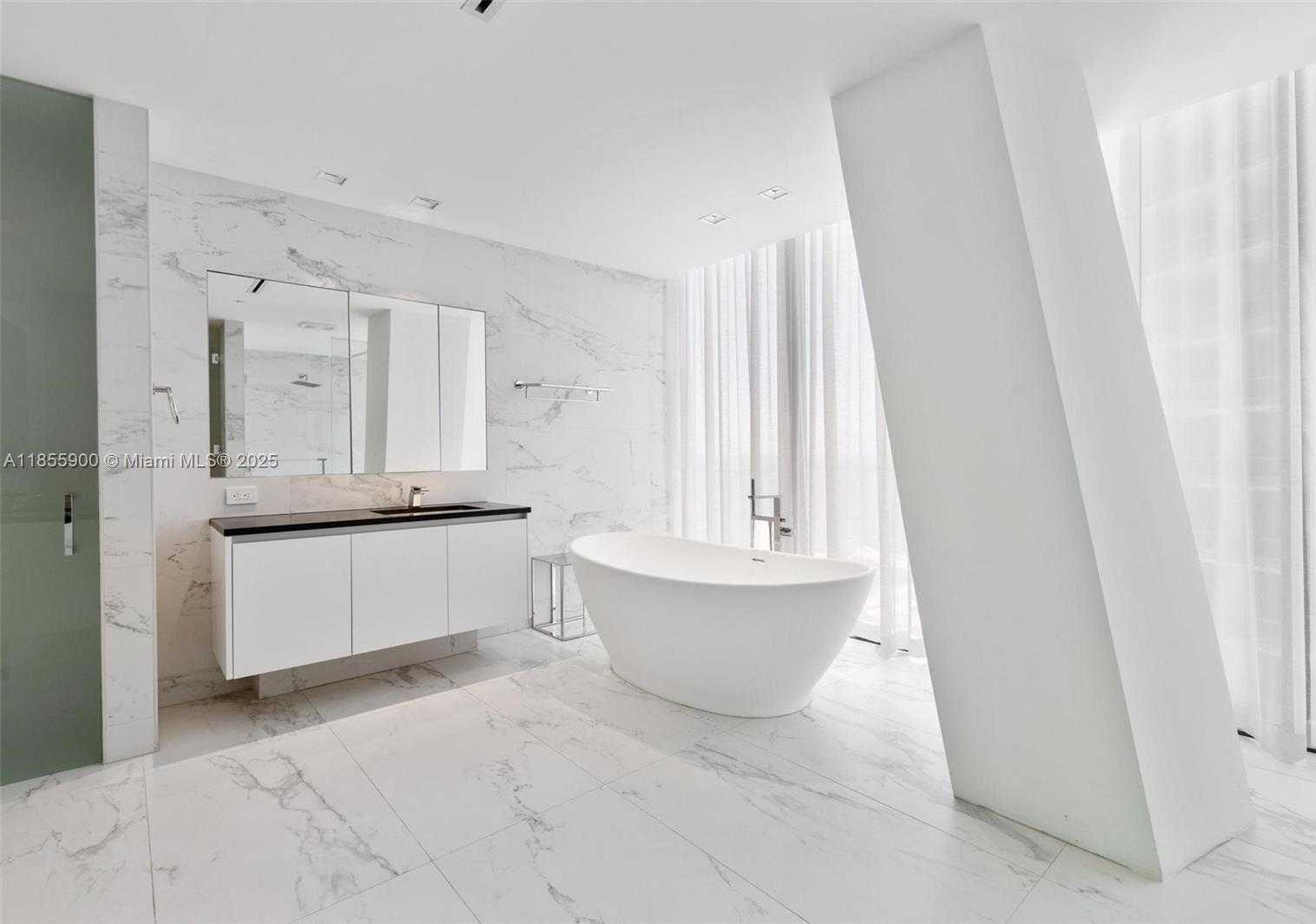 Small Image of 1000 BISCAYNE BLVD #4901, Miami Number 38