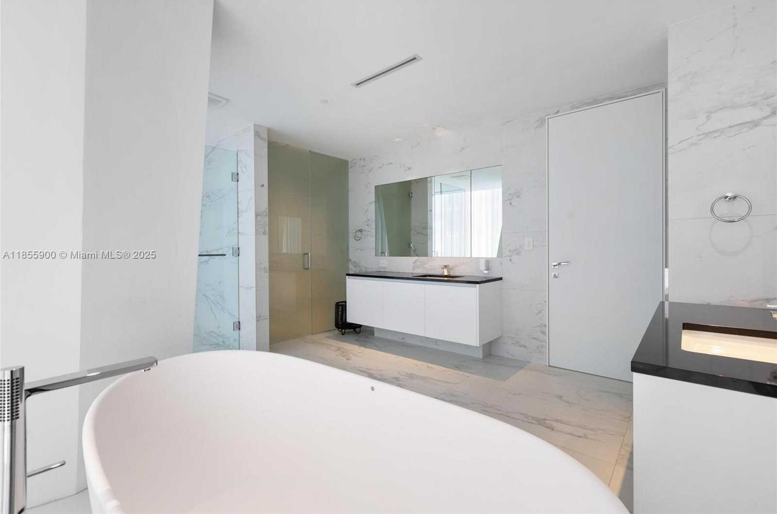 Small Image of 1000 BISCAYNE BLVD #4901, Miami Number 39