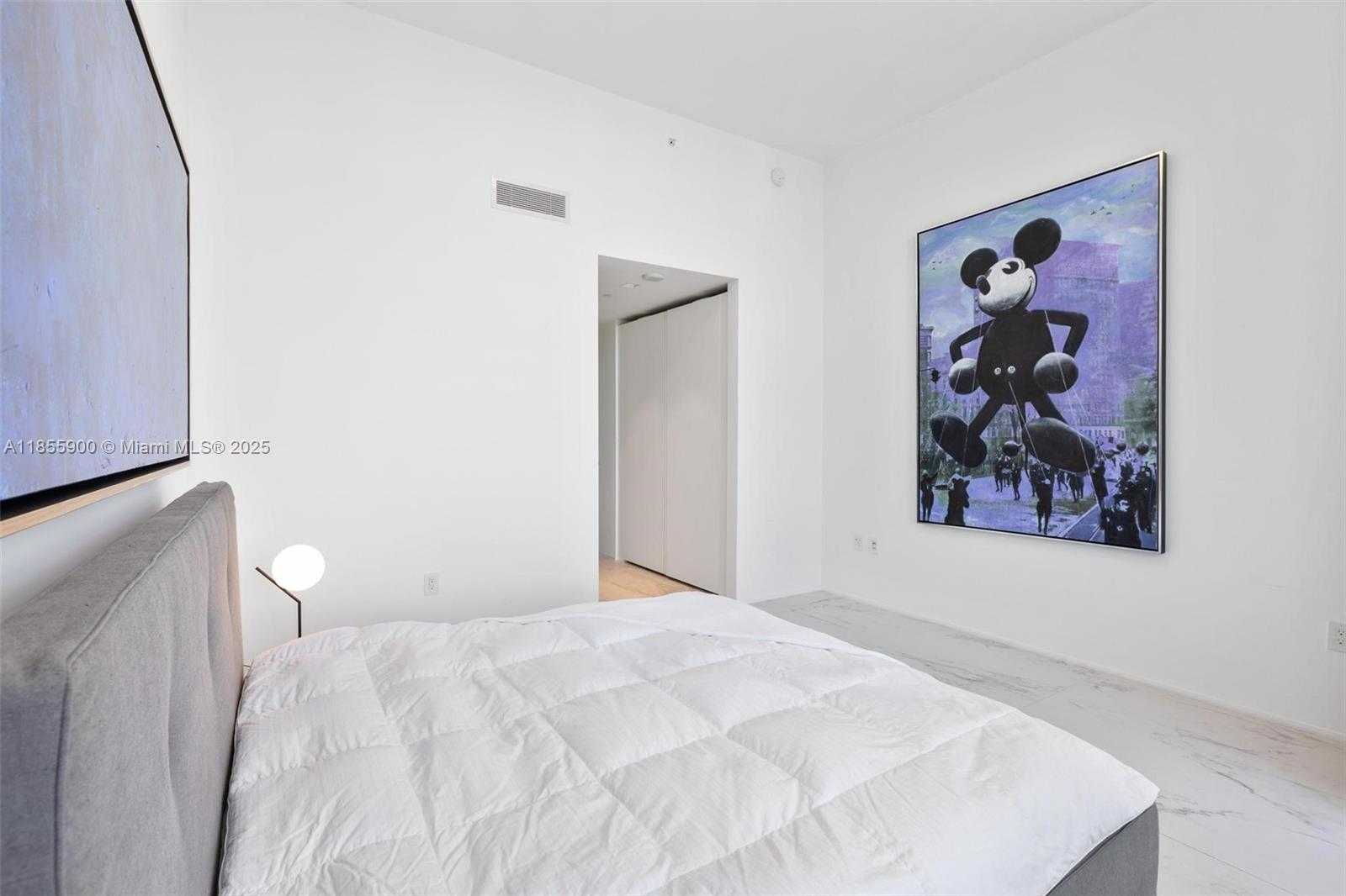 Small Image of 1000 BISCAYNE BLVD #4901, Miami Number 43