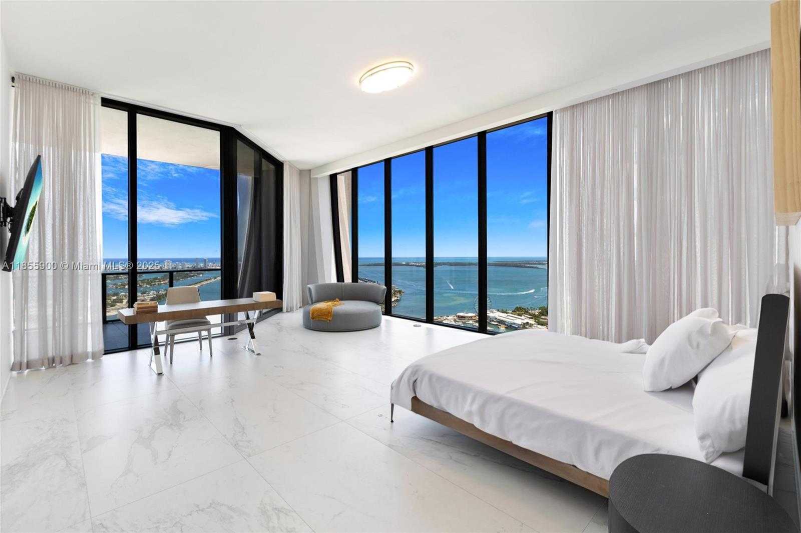 Small Image of 1000 BISCAYNE BLVD #4901, Miami Number 8