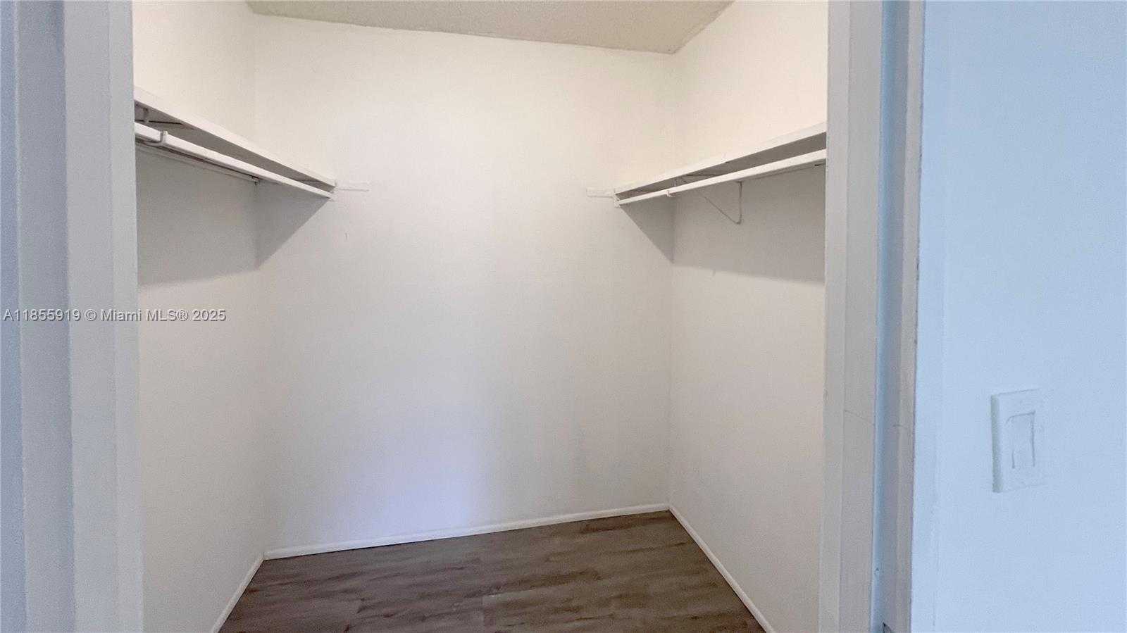 Small Image of 4670 NORTH WEST 79TH AVE #2F, Doral Number 36