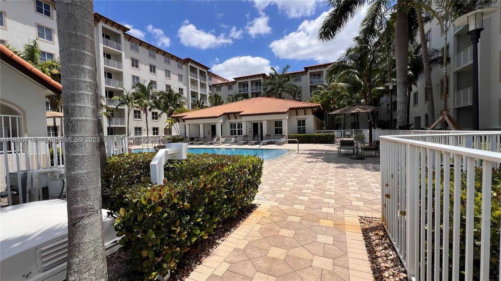 Small Image of 4670 NORTH WEST 79TH AVE #2F, Doral Number 8