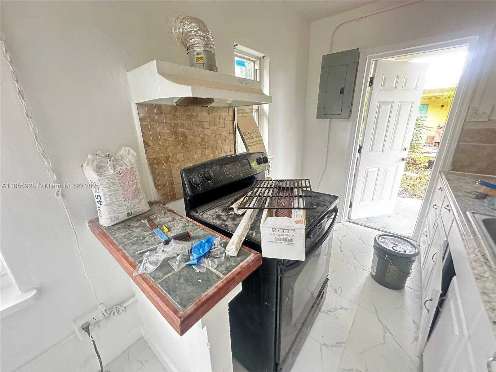 Small Image of 1449 NORTH WEST 3RD CT #1449, Fort Lauderdale Number 11