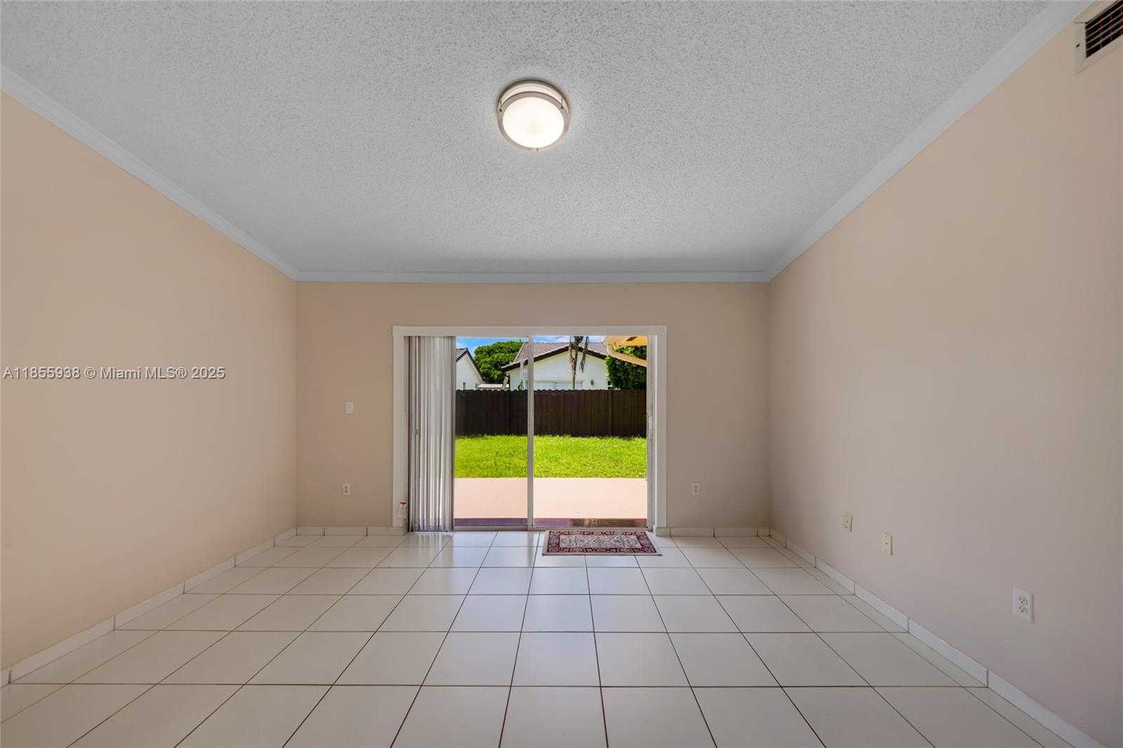Small Image of 14208 SOUTH WEST 23RD ST, Miami Number 21