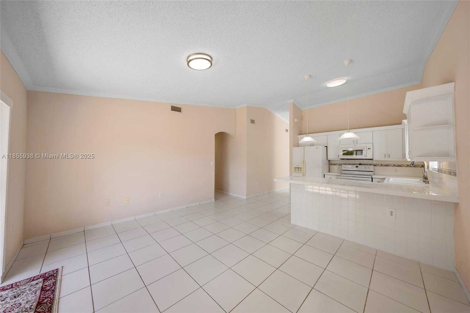 Small Image of 14208 SOUTH WEST 23RD ST, Miami Number 22