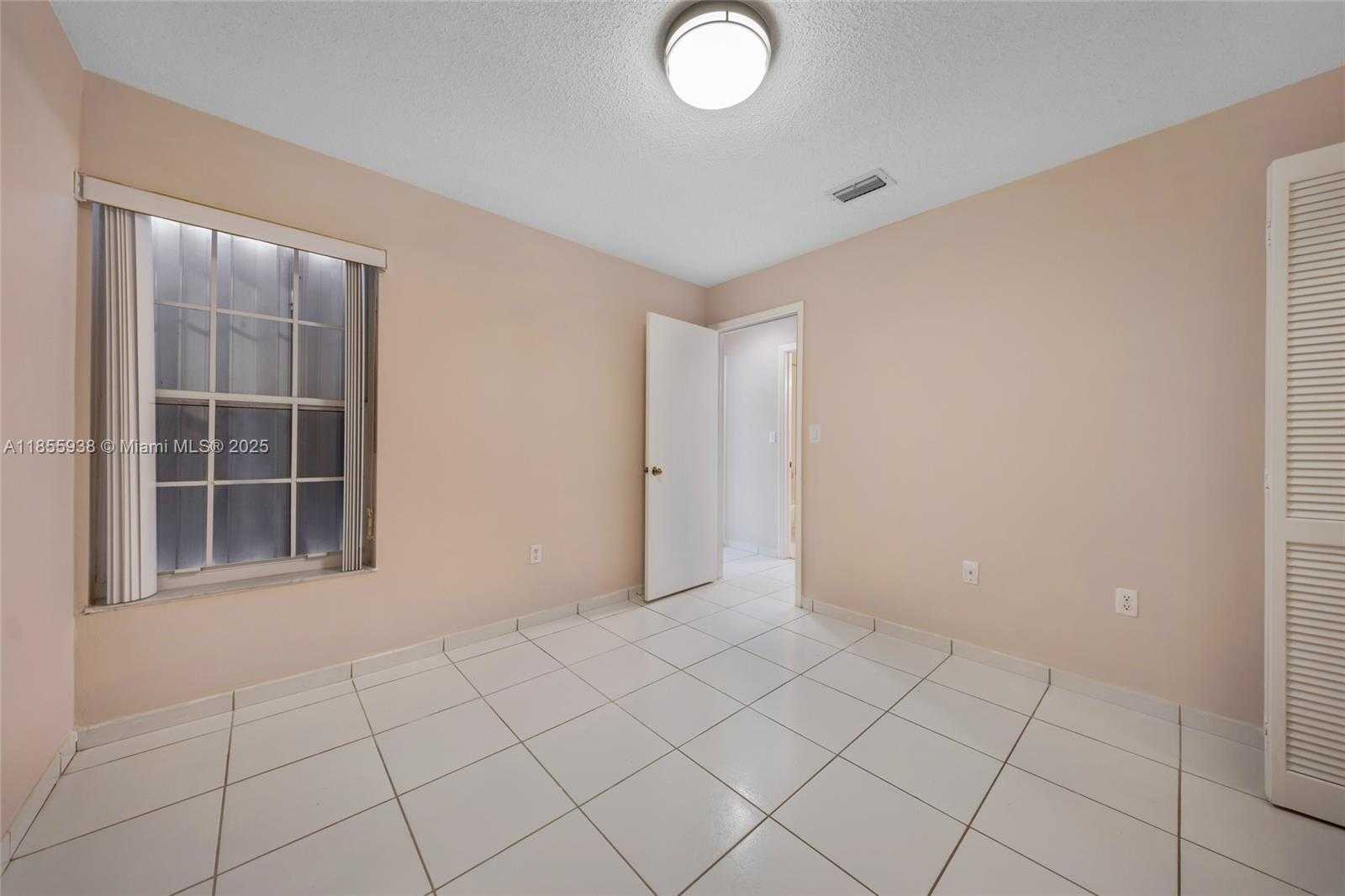 Small Image of 14208 SOUTH WEST 23RD ST, Miami Number 34