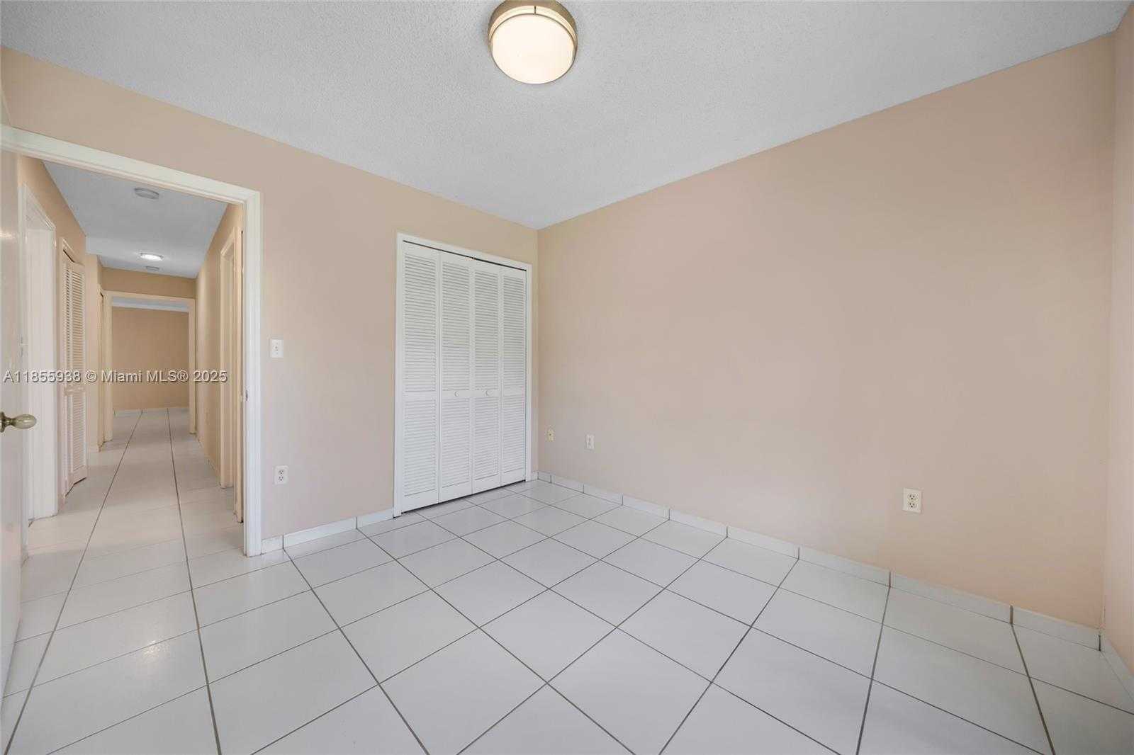 Small Image of 14208 SOUTH WEST 23RD ST, Miami Number 35
