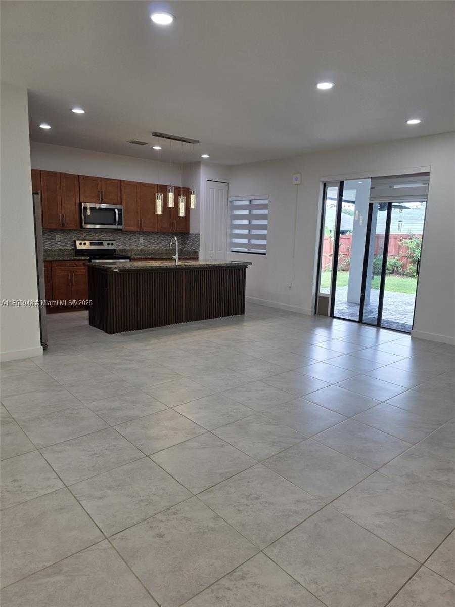 Small Image of 10965 SOUTH WEST 169TH TER, Miami Number 10